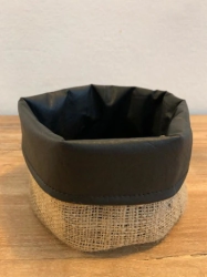 PANERA DE ARPILLERA CON CUERINA NEGRA