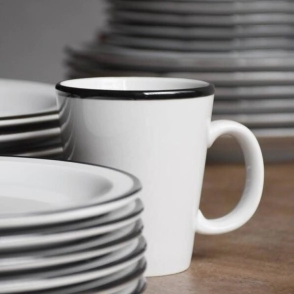 JARRO CONICO LINEA RECTA FILETE VOLCADO NEGRO VERBANO