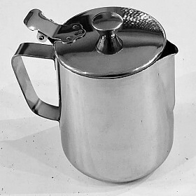 JARRITA DE ACERO 600 CC CON TAPA BARISTA PITCHER