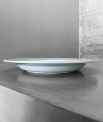 PLATO PASTERO 27,3 CM ALA ANCHA LINEA 1100 TSUJI