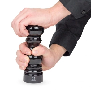 MOLINILLO PIMIENTA 18 CM PARIS NEGRO LAQUEADO PEUGEOT