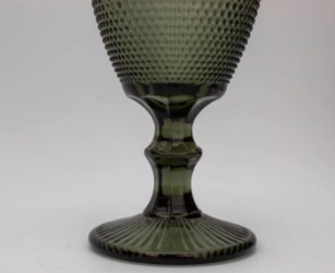 COPA DE VINO VINTAGE DIAMANTE 300 ML VIDRIO GRIS HUMO