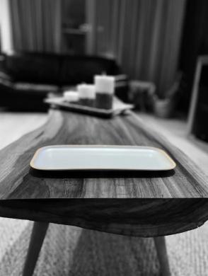 BANDEJA RECTOVAL 35 X 17 CM GRIS CON BORDE BEIGE MELAMINA