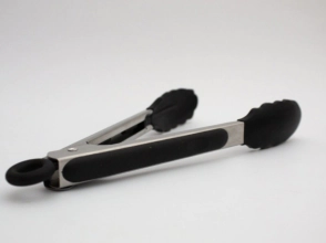 PINZA DE SILICONA 23 CM NEGRA