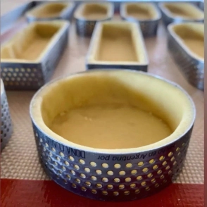 CINTURA REDONDA MICROPERFORADA 22 CM X 3.5 CM DE ALTO DO&Ntilde;A CLARA