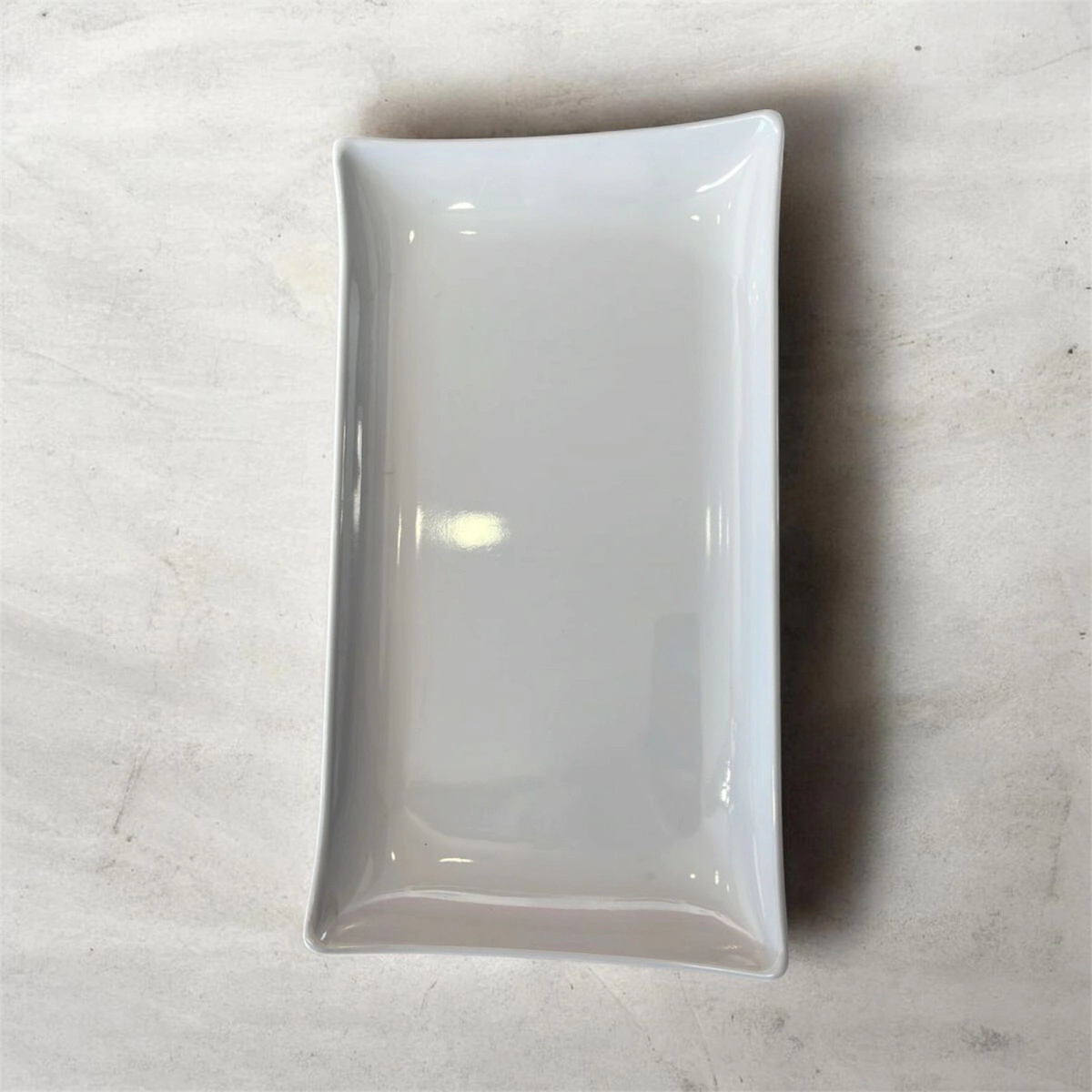 BANDEJA 41 X 22 CM RECTANGULAR BLANCA MELAMINA