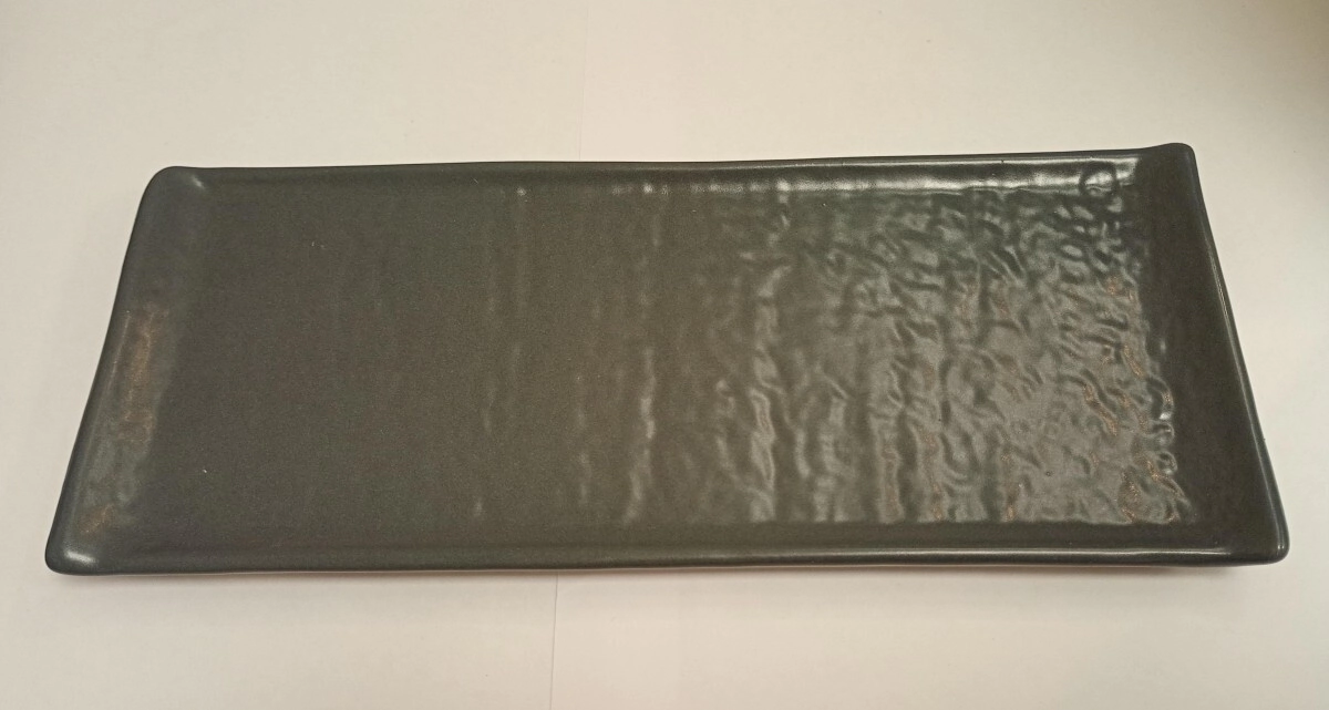 BANDEJA 24 X 10 CM ORGANIC GRIS