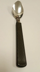 CUCHARITA DE TE MANGO PLASTICO TEXTURADO NEGRO CAROL