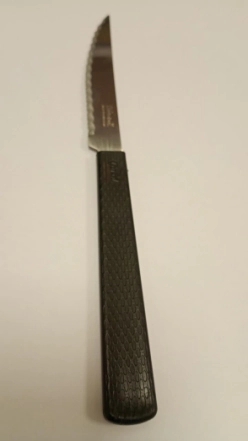 CUCHILLO DE CARNE MANGO PLASTICO TEXTURADO NEGRO CAROL