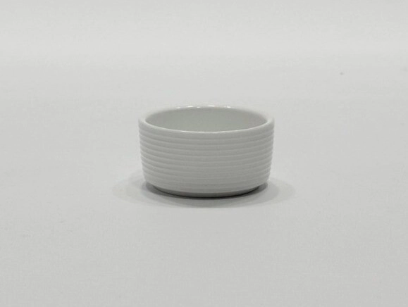 CAZUELA 7 CM RAYADA BLANCA PORCELANA