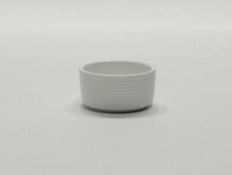 CAZUELA 7 CM RAYADA BLANCA PORCELANA