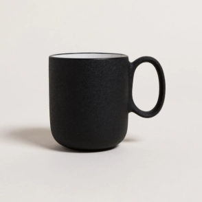 JARRO MUG 470 ML NIANTIC NEGRO INTERIOR BLANCO GRANITO