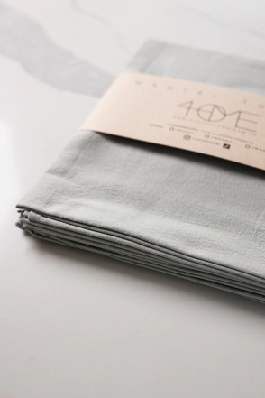 MANTEL TUSOR LISO 1,4 X 2,5 MTS GRIS PERLA