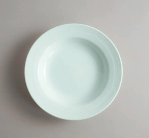 PLATO HONDO 23,5 CM YORK LINEA 1900 ROYAL PORCELAIN