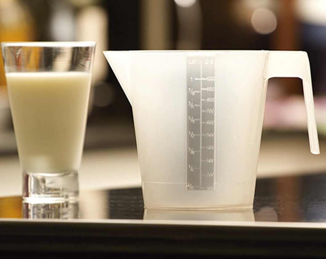 JARRA MEDIDORA 1,20 LTS PLASTICO NUVA