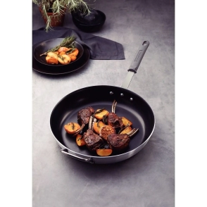 SARTEN Nº 36 PROFESIONAL CON ASA ANTIADHERENTE STARFLON PREMIUM TRAMONTINA